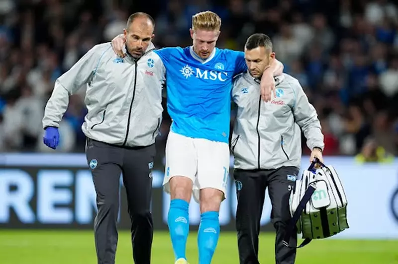 نابولي  - دي بروين